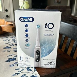 Oral B IO series 6 toothbrush